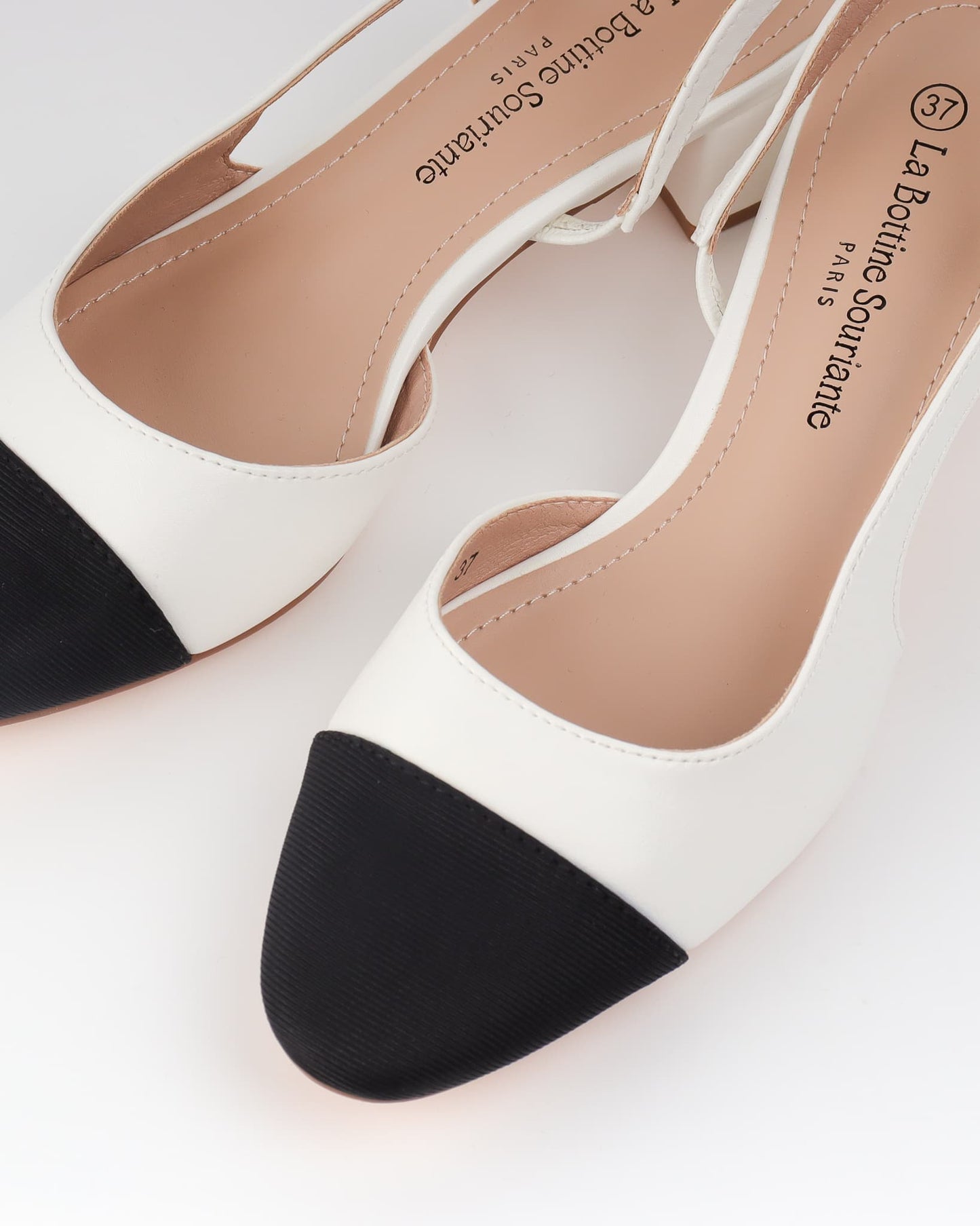 ESCARPINS CLASSIQUE TALONS CARRE _ BLANC