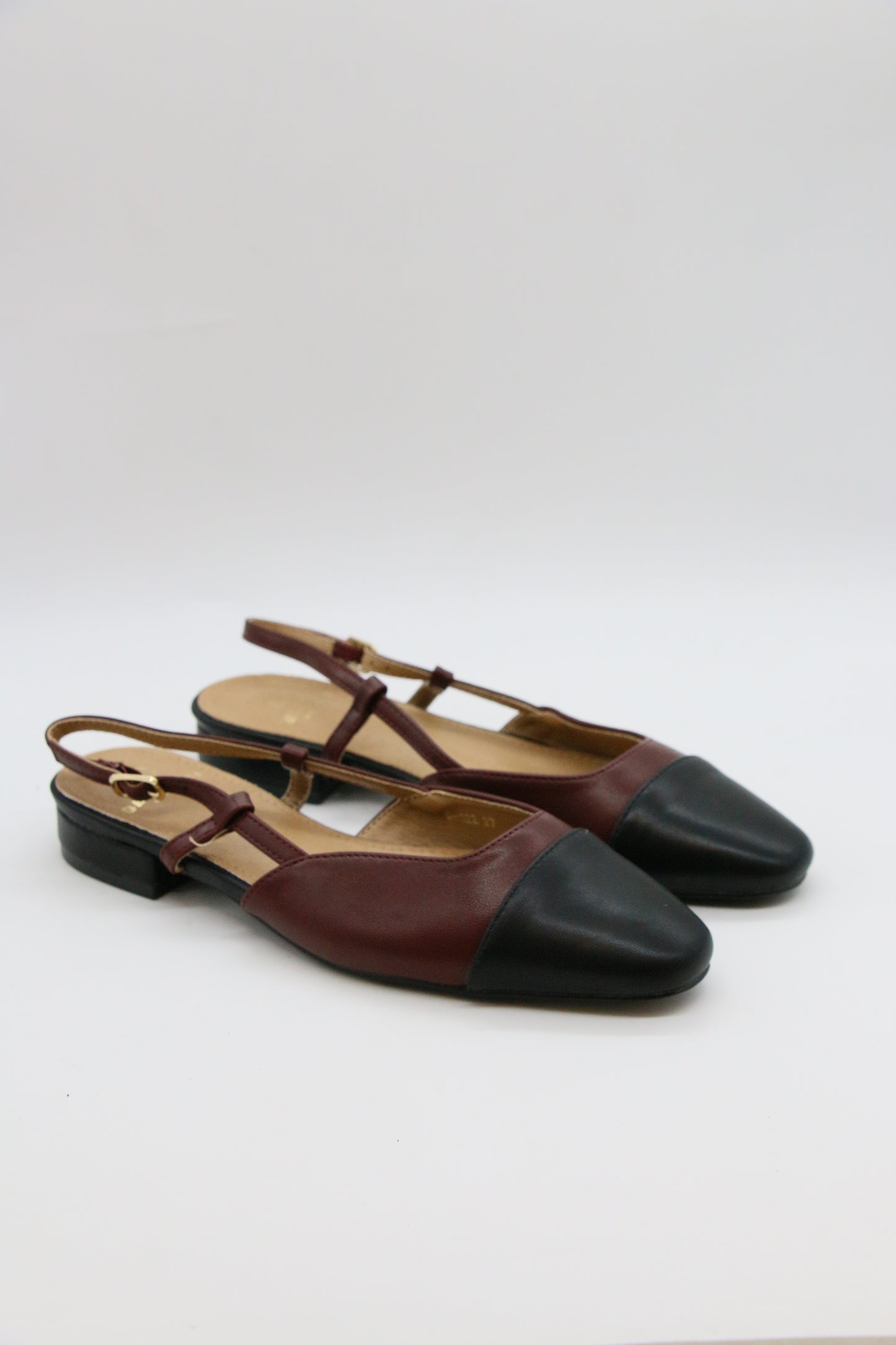 SLINGBACK PLAT _ WINE